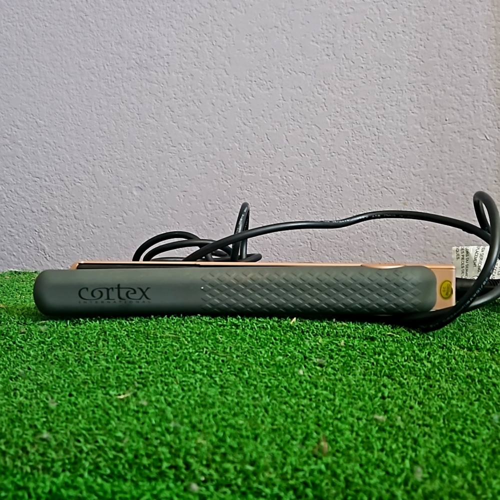 Cortex Profesional Hair Straightener